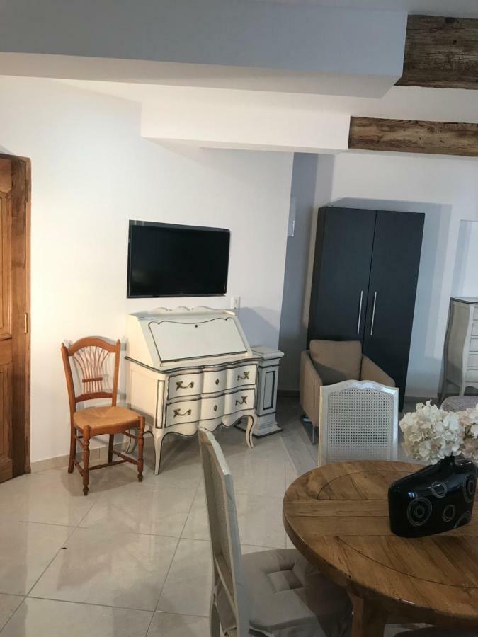 Familiale Du Couvent Apartamento